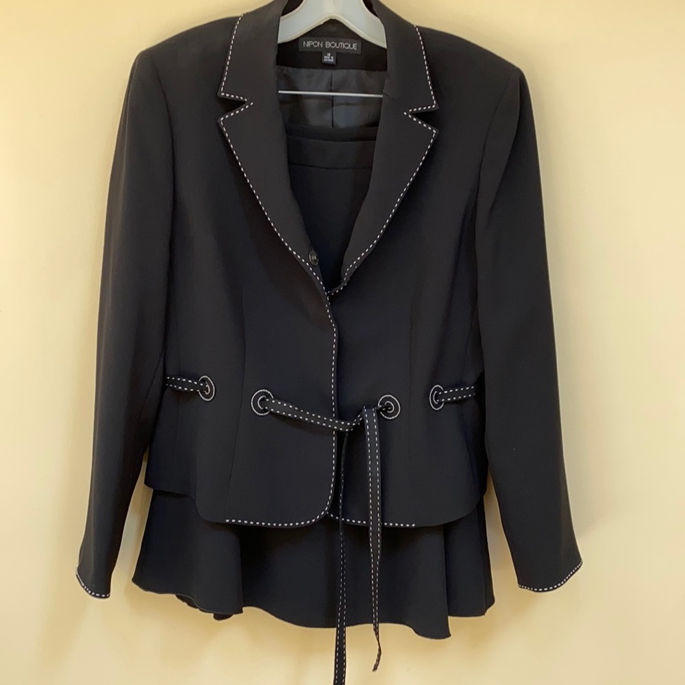 Nixon Boutique Black Suit Size 12 with A line Skirt